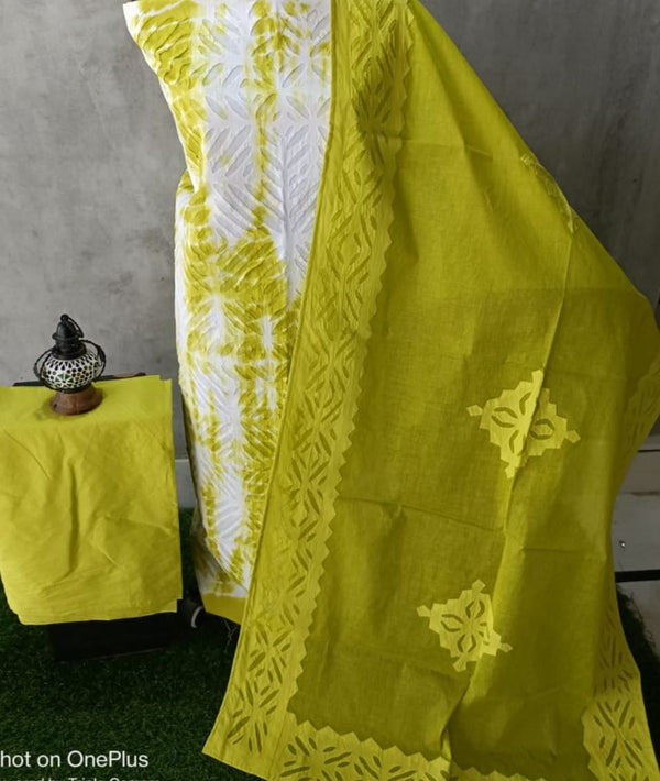 Applique Work Tie & Dye Cotton Salwar Suit - Leheriya